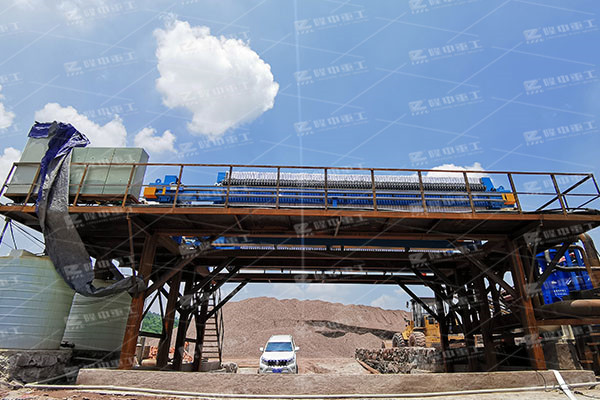 隔膜式板框壓濾機液壓翻版變形怎么辦？